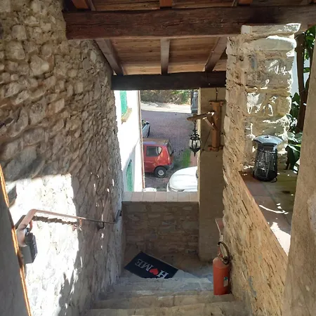 Il Nido Di Matilde Rossena